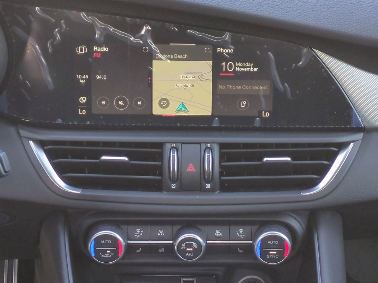 2025 Alfa Romeo Giulia Base - Photo 16