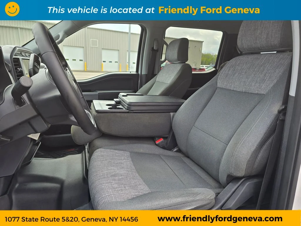 Used 2023 Oxford White Ford XLT image 17
