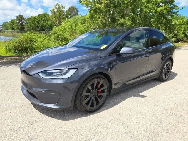 2023 Tesla Model X Plaid's photo