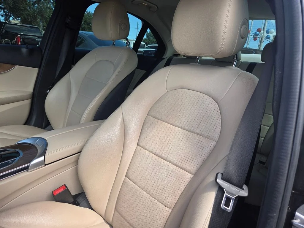 2017 Mercedes-Benz C-Class C300 Sport - Photo 11