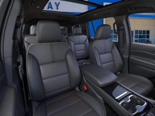 New 2026 Mosaic Black Metallic Chevrolet High Country image 16