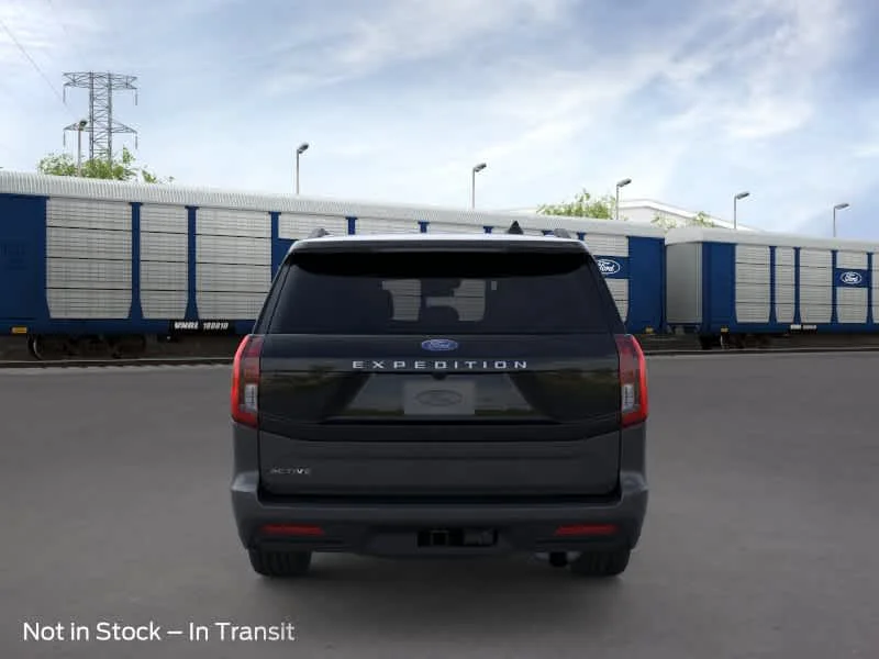 New 2026 Dark Matter Gray Metallic Ford Active image 5