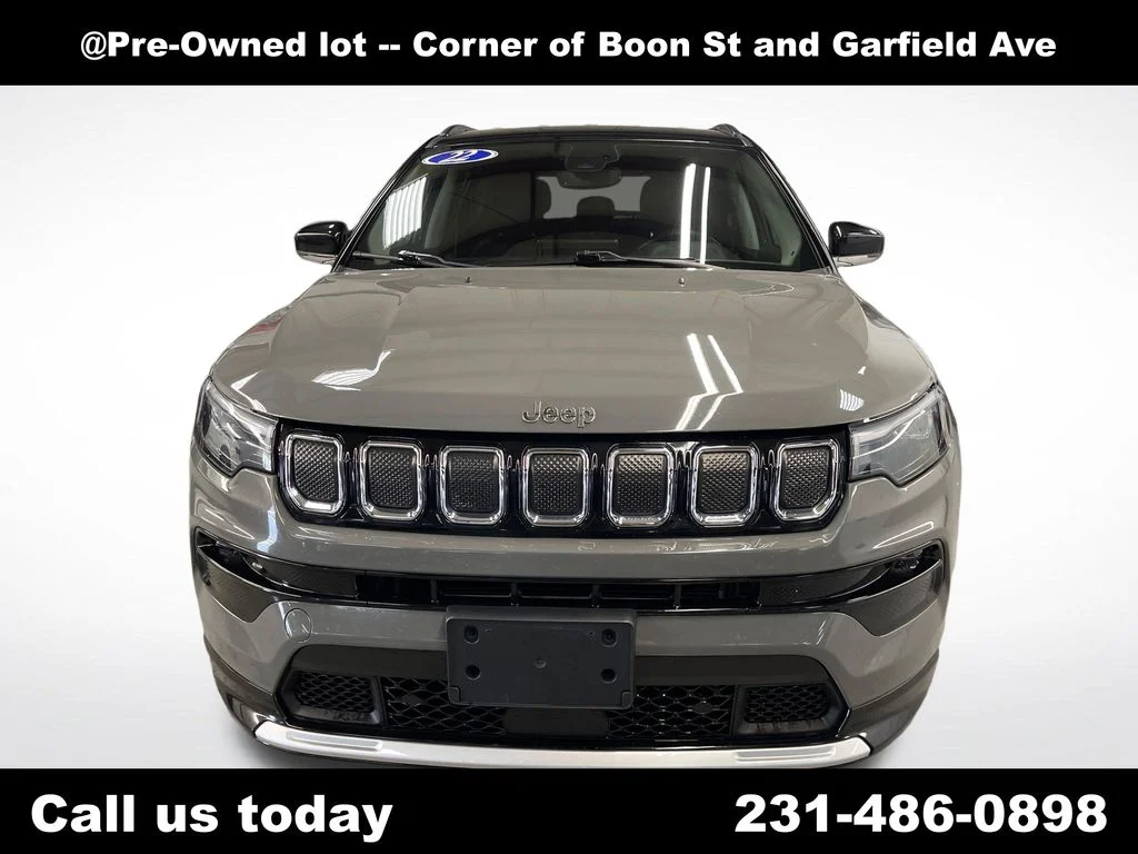 Used 2022 Gray Jeep Limited image 12
