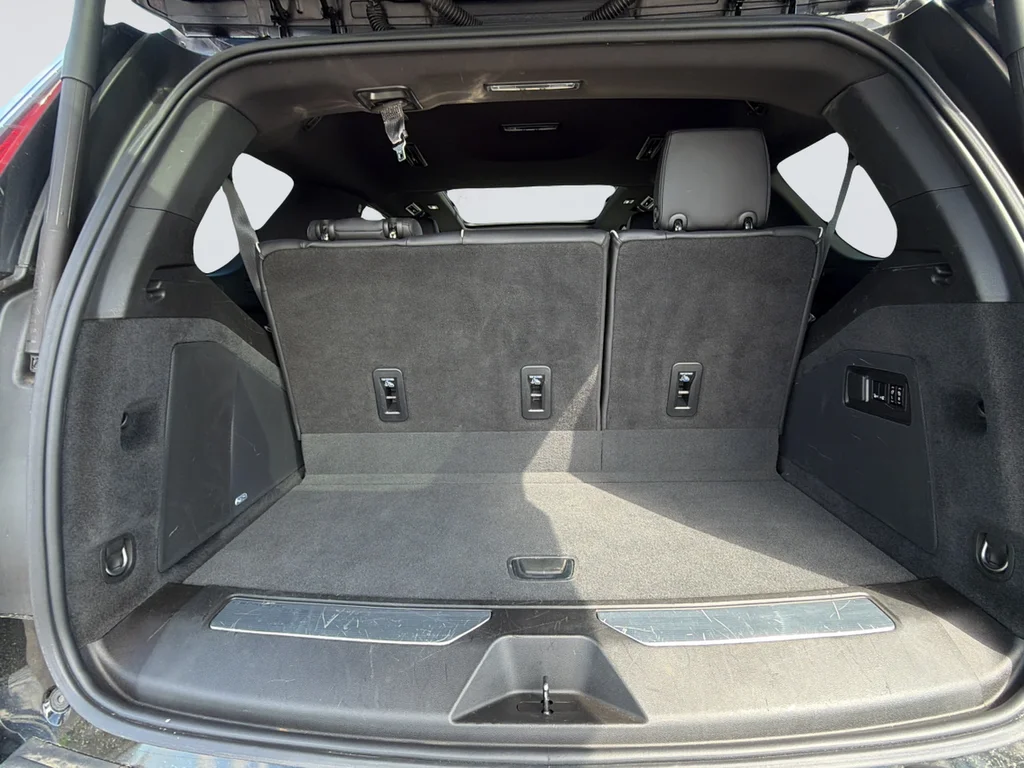 Used 2021 Black Cadillac Premium Luxury image 29