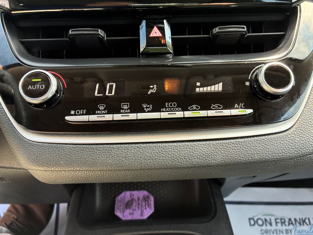 2022 Toyota Corolla LE - Photo 14