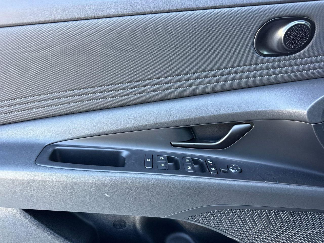 New 2026 Gray Hyundai SEL Sport Plus image 10
