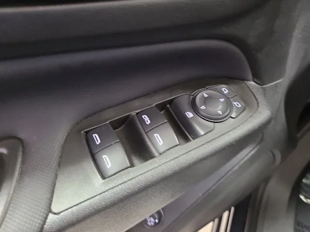 2023 Chevrolet Equinox RS - Photo 25