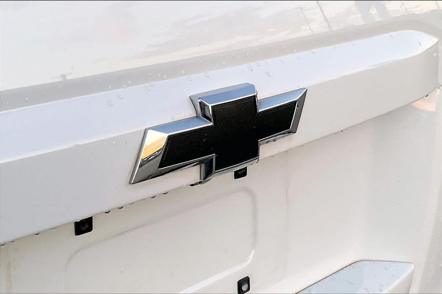 Used 2019 Summit White Chevrolet Premier image 30