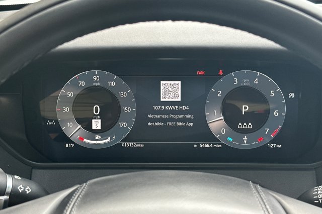 Certified Used 2026 White Land Rover Dynamic SE image 24