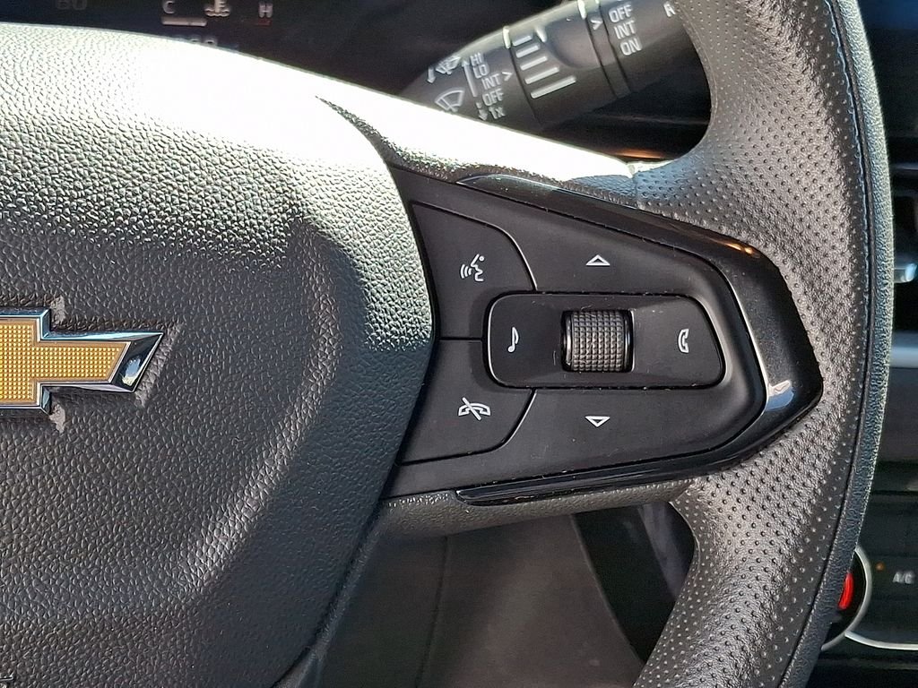 Used 2025 Blue Chevrolet LT image 22