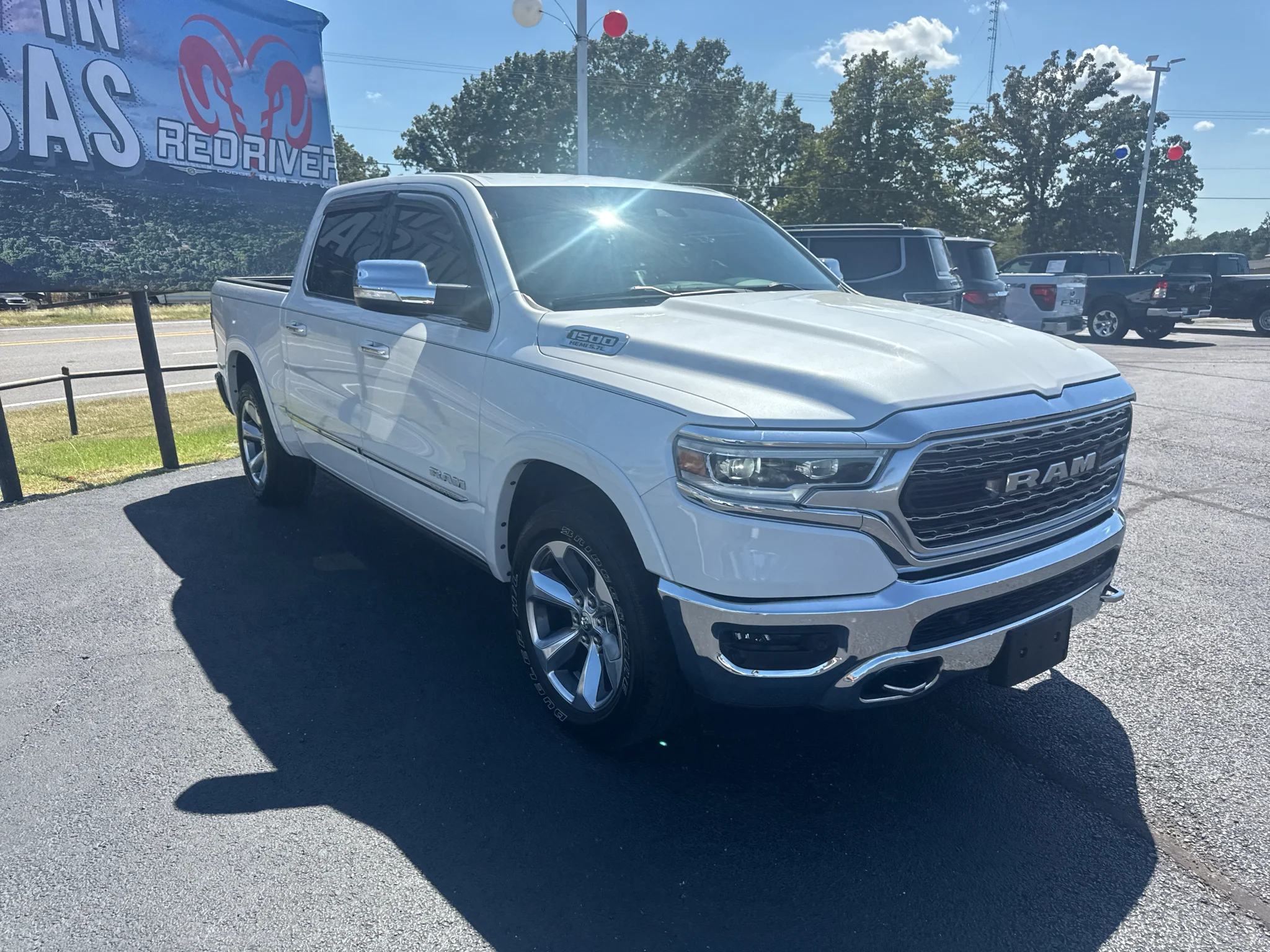 Used 2019 Ivory White Tri-Coat Pearlcoat Ram Limited image 3