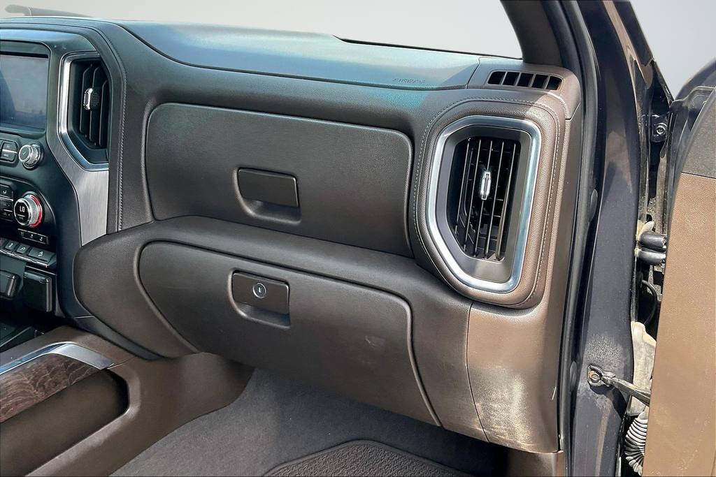 Used 2020 Black GMC Denali image 18