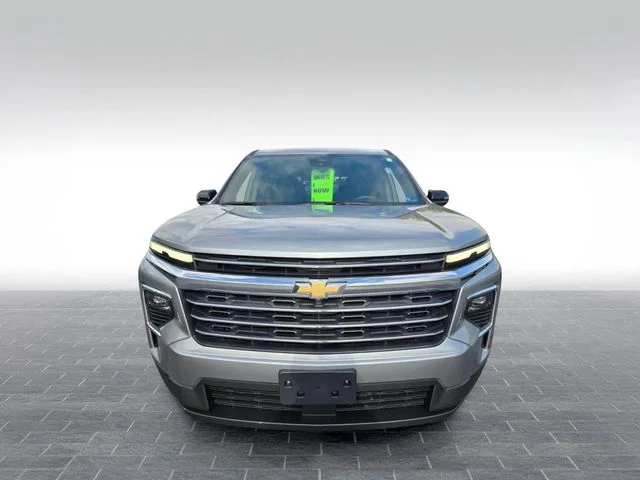 Used 2026 Gray Chevrolet LT image 2