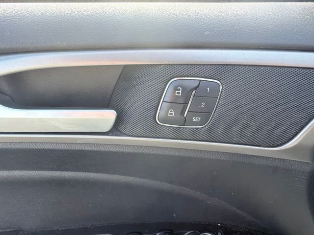 Used 2018 Gold Ford SE image 15