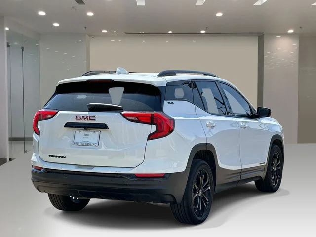 Used 2021 White GMC SLE image 4