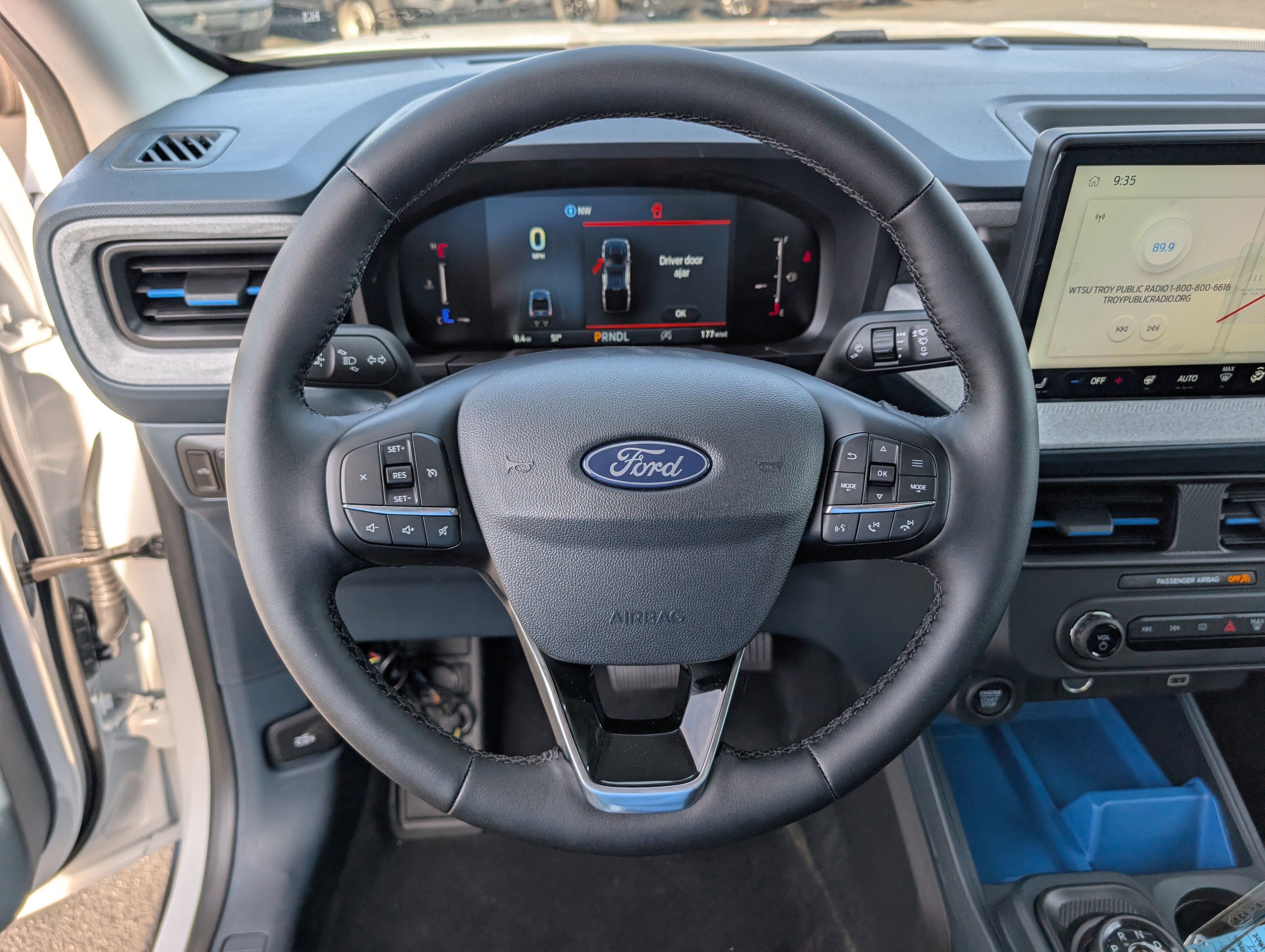 New 2026 Oxford White FORD XLT image 21