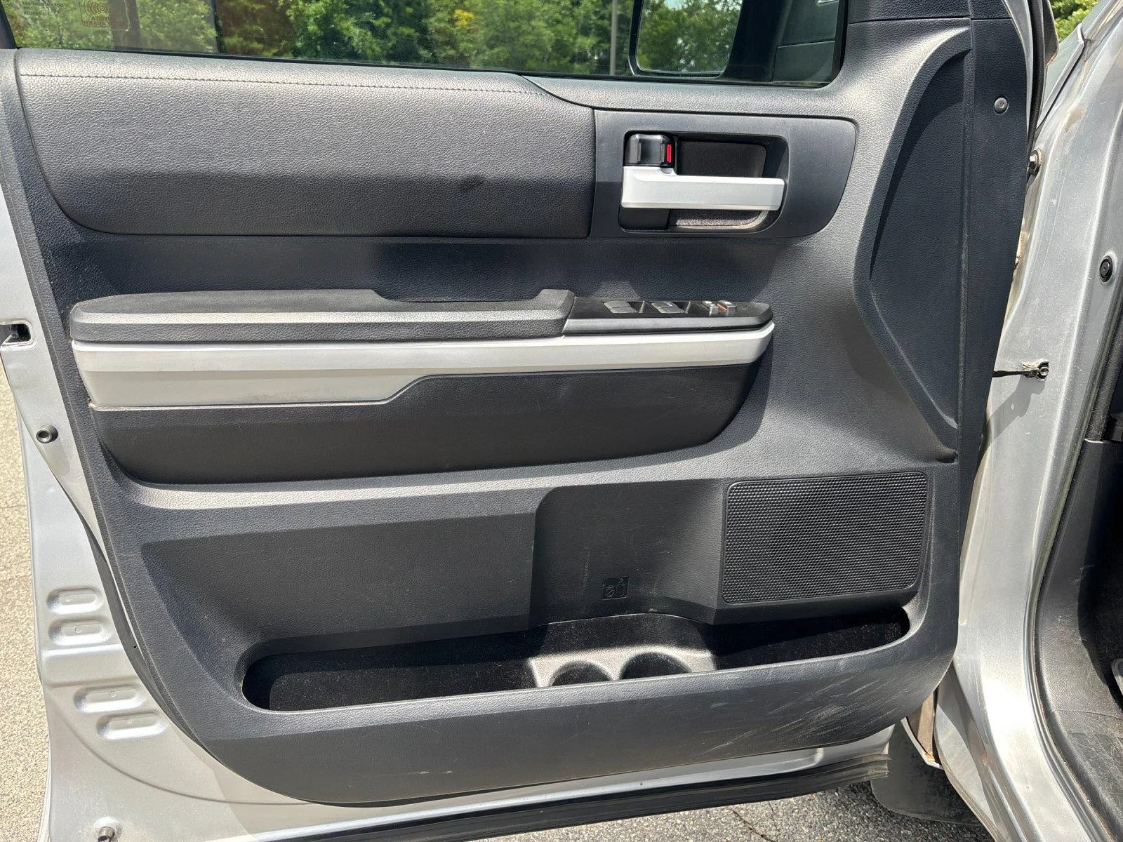 Used 2018 Silver Sky Metallic Toyota SR5 image 12