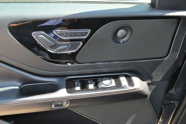 Used 2023 Blue Lincoln Reserve image 12