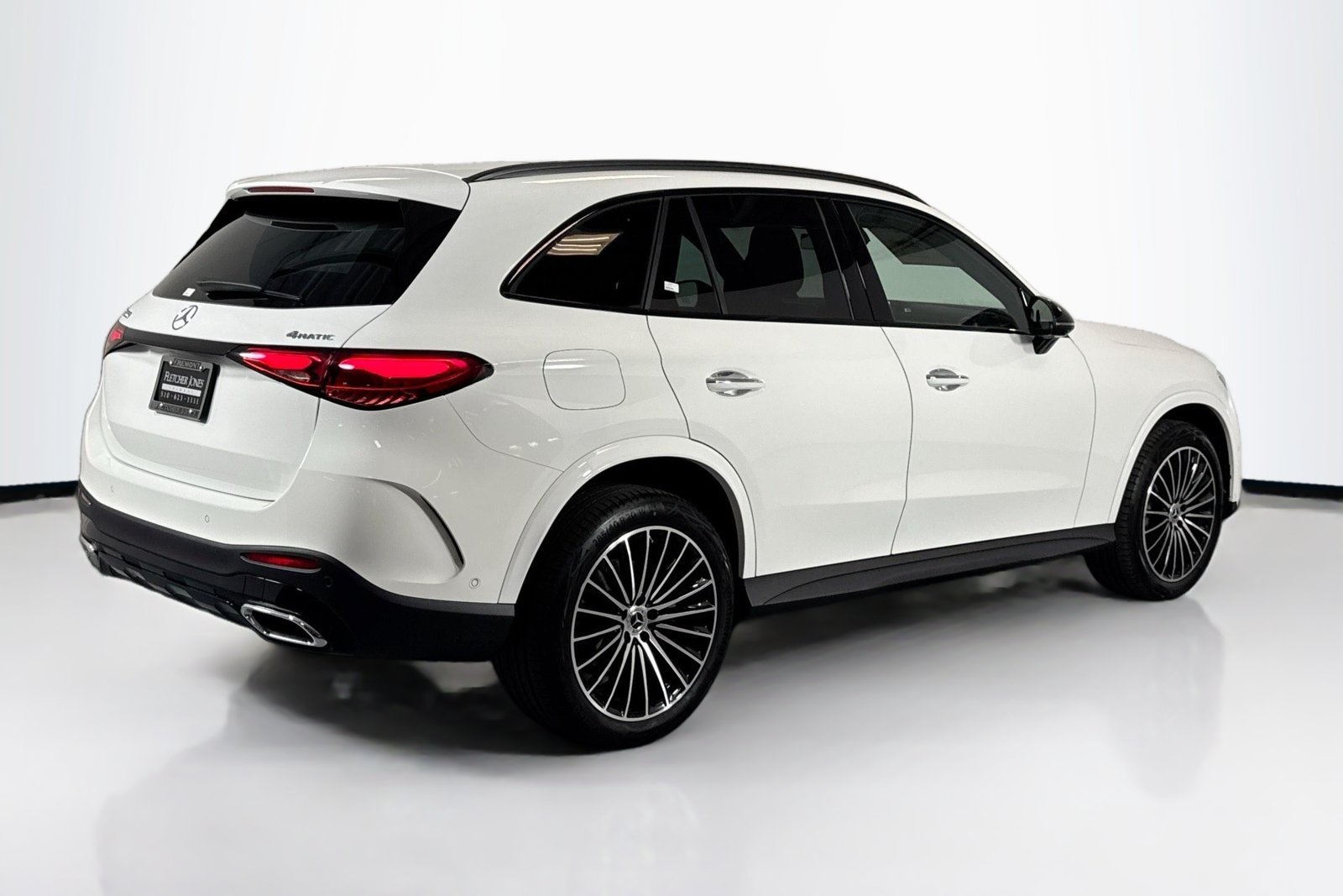 New 2026 Polar White Mercedes-Benz GLC 300 image 5
