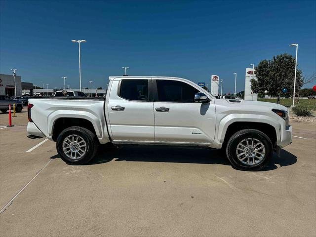 Certified Used 2024 WIND CHILL PEARL Toyota  image 2
