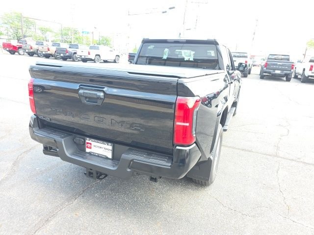 New 2026 Black Toyota  SR5 image 7