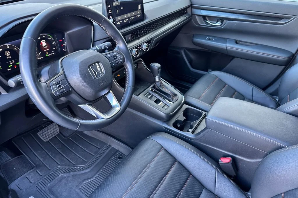 Used 2026 Silver Honda Sport-L image 12