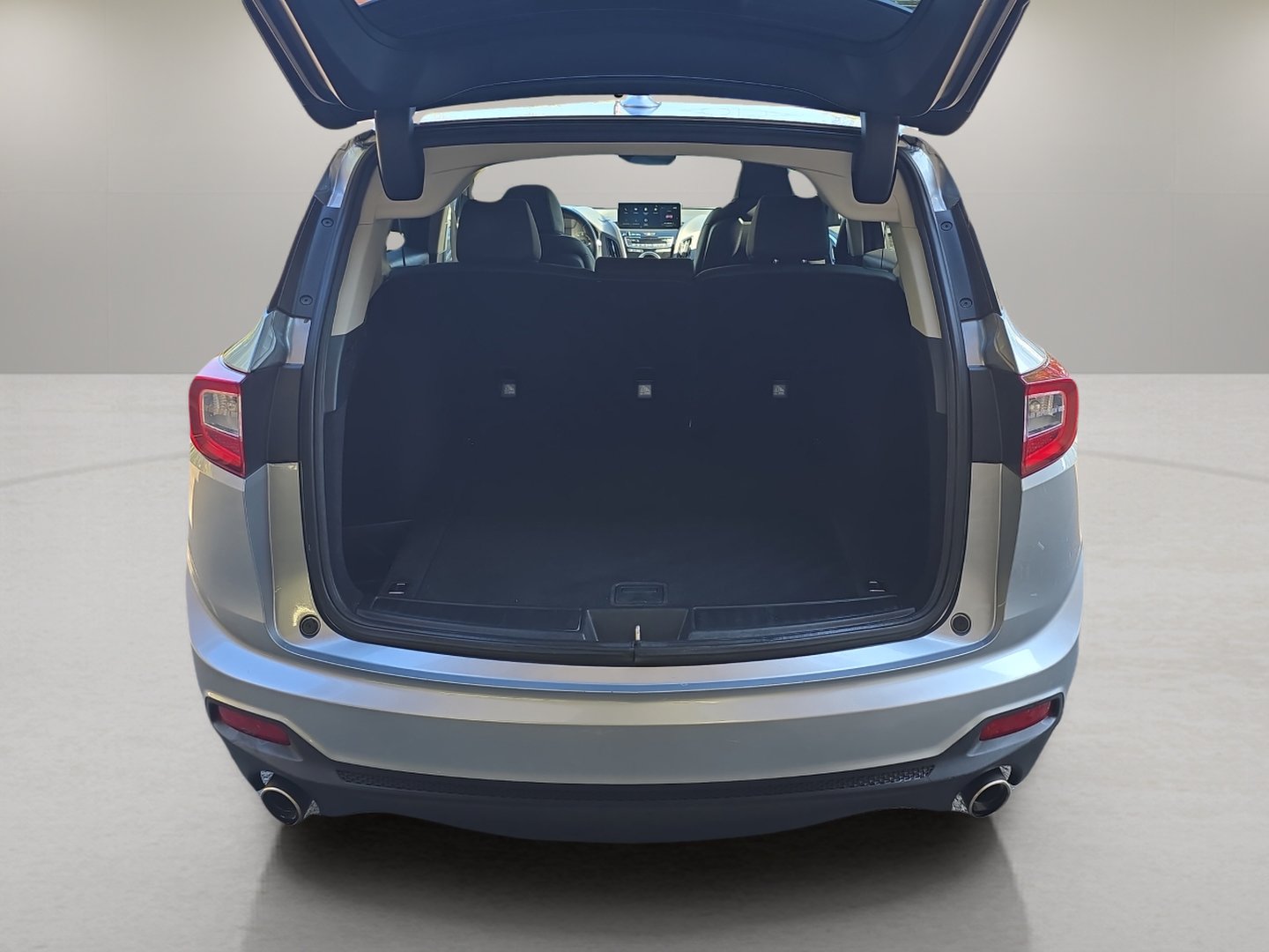 Used 2019 Silver Acura SH-AWD image 25