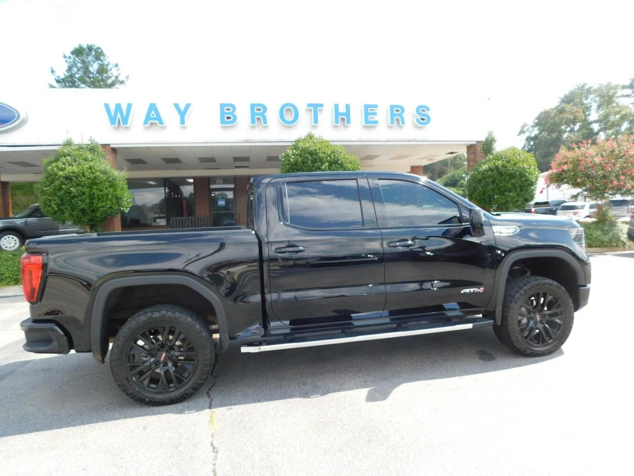 2024 GMC Sierra 1500 AT4