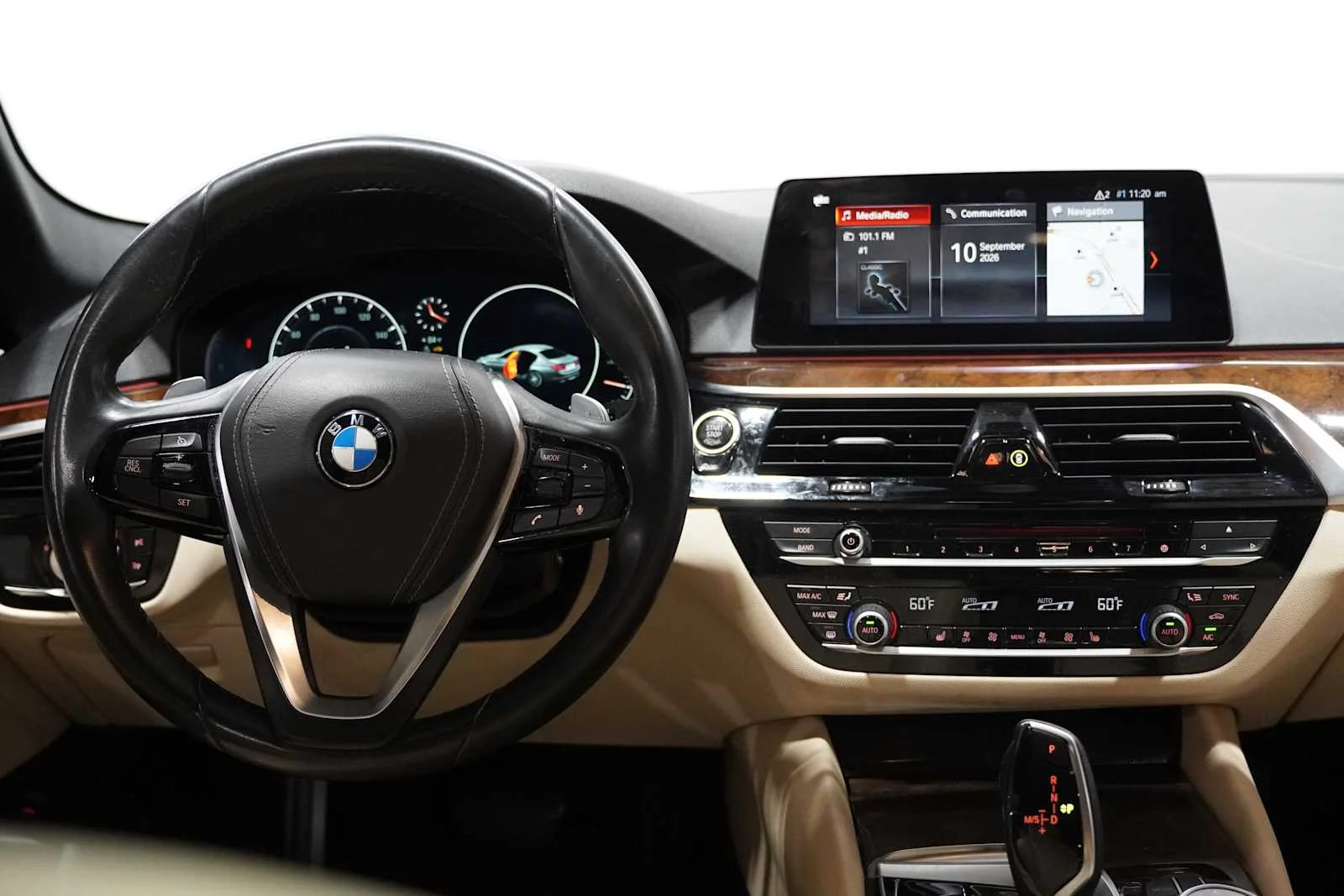 Used 2019 Black Sapphire Metallic BMW 530i image 21