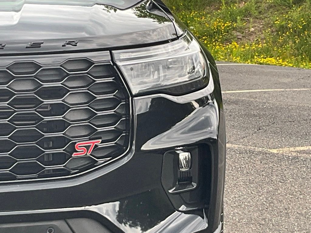 Used 2025 Black Metallic Ford ST image 2
