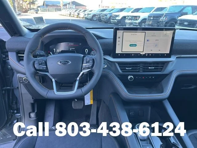 New 2026 Carbonized Gray Metallic Ford Tremor® image 15