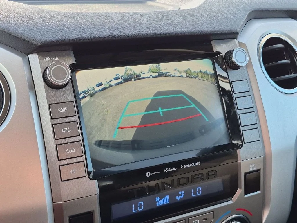 Used 2020 Cement Toyota SR5 image 19
