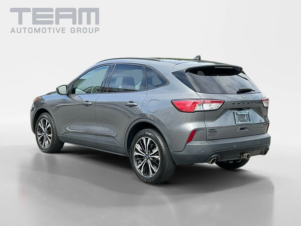 Used 2022 Gray Ford SEL image 5
