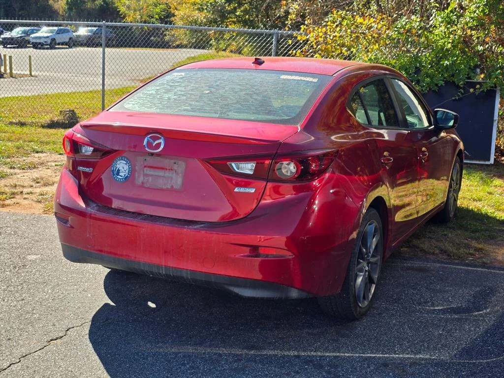 Used 2018 Red Mazda Grand Touring image 10