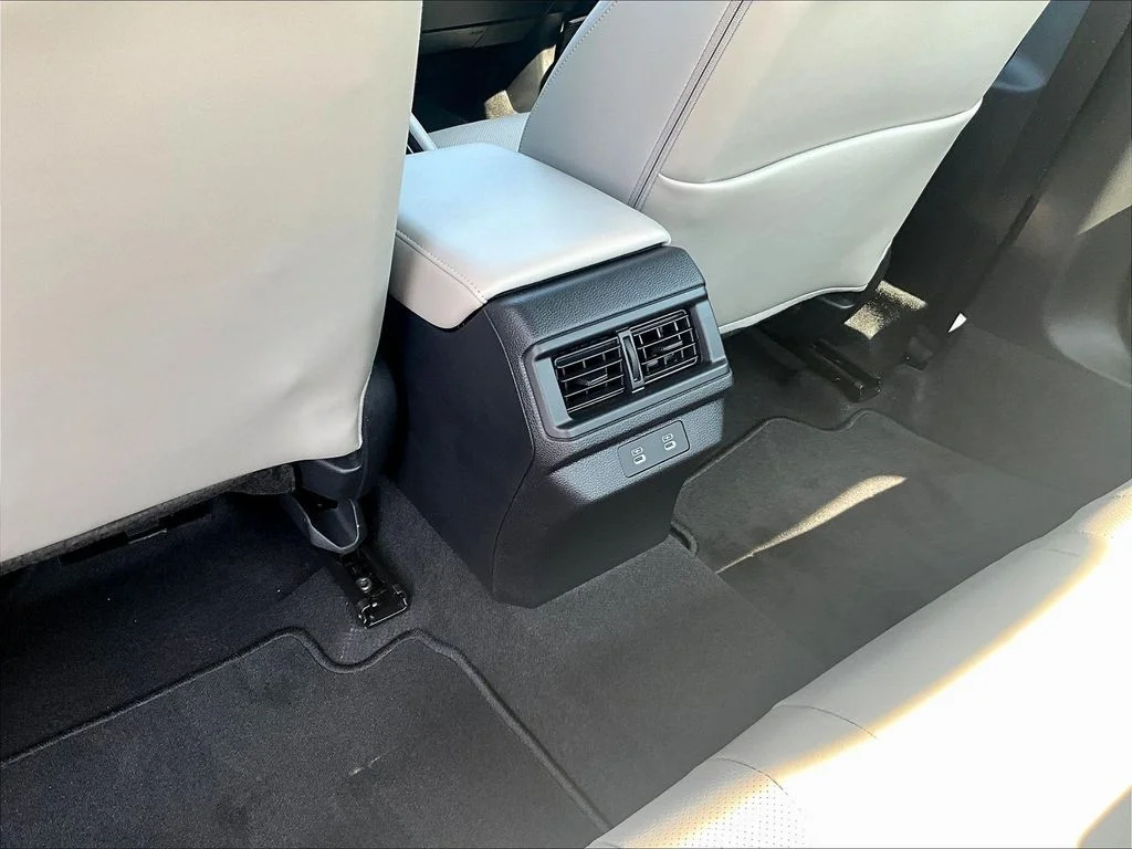 New 2026 Meteorite Gray Metallic Honda Touring Hybrid image 10