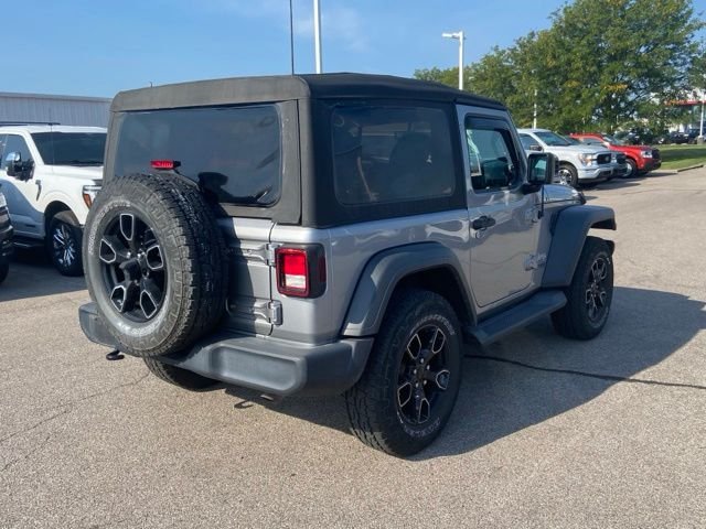 Certified Used 2018 Billet Silver Metallic Clearcoat Jeep Sport S image 3