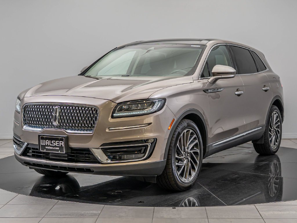 Used 2020 Iced Mocha Lincoln Reserve image 1