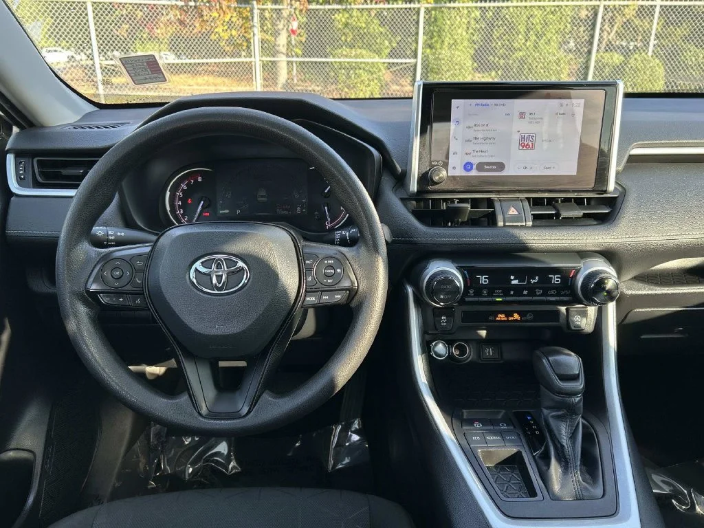 Used 2024 Silver Toyota XLE image 17