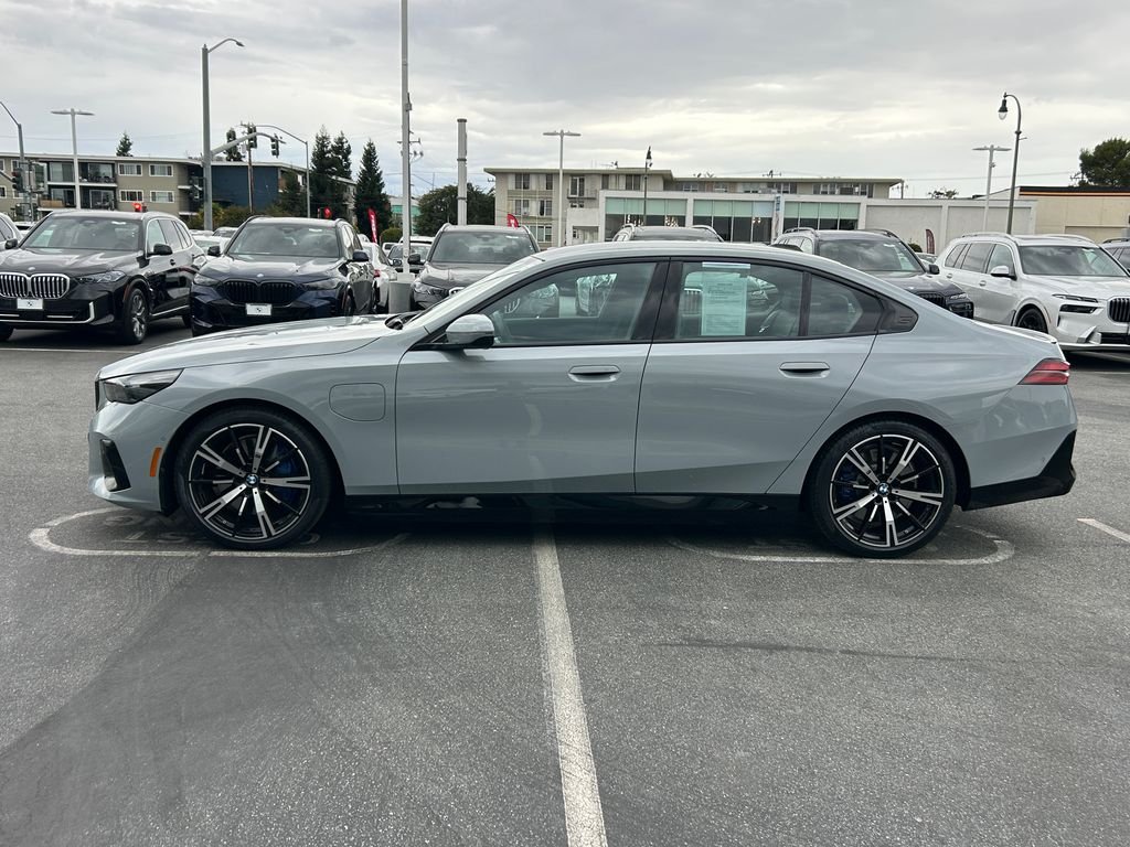 Used 2026 Brooklyn Grey Metallic BMW 550e xDrive image 2