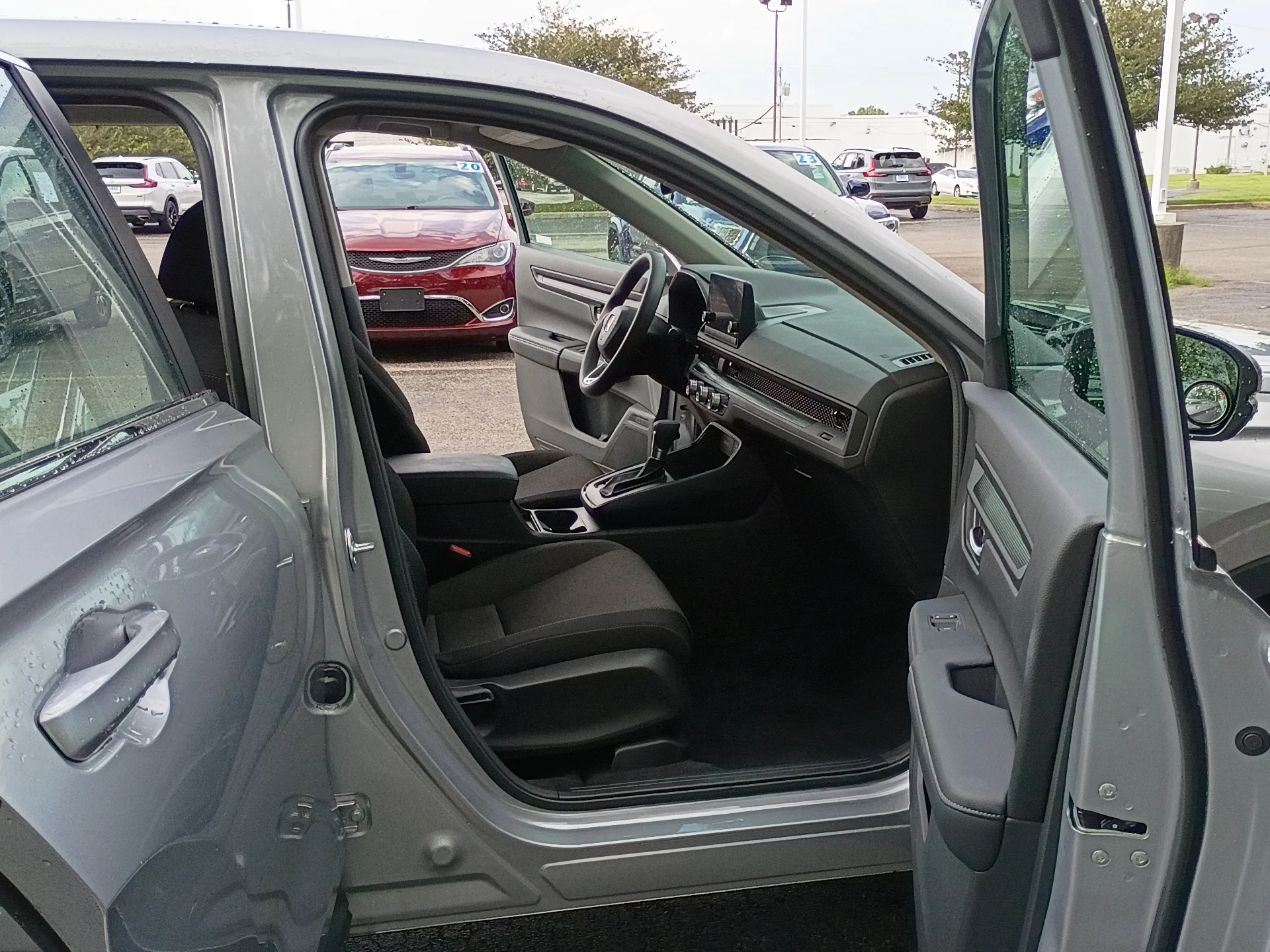 Certified Used 2024 Lunar Silver Metallic Honda LX image 14