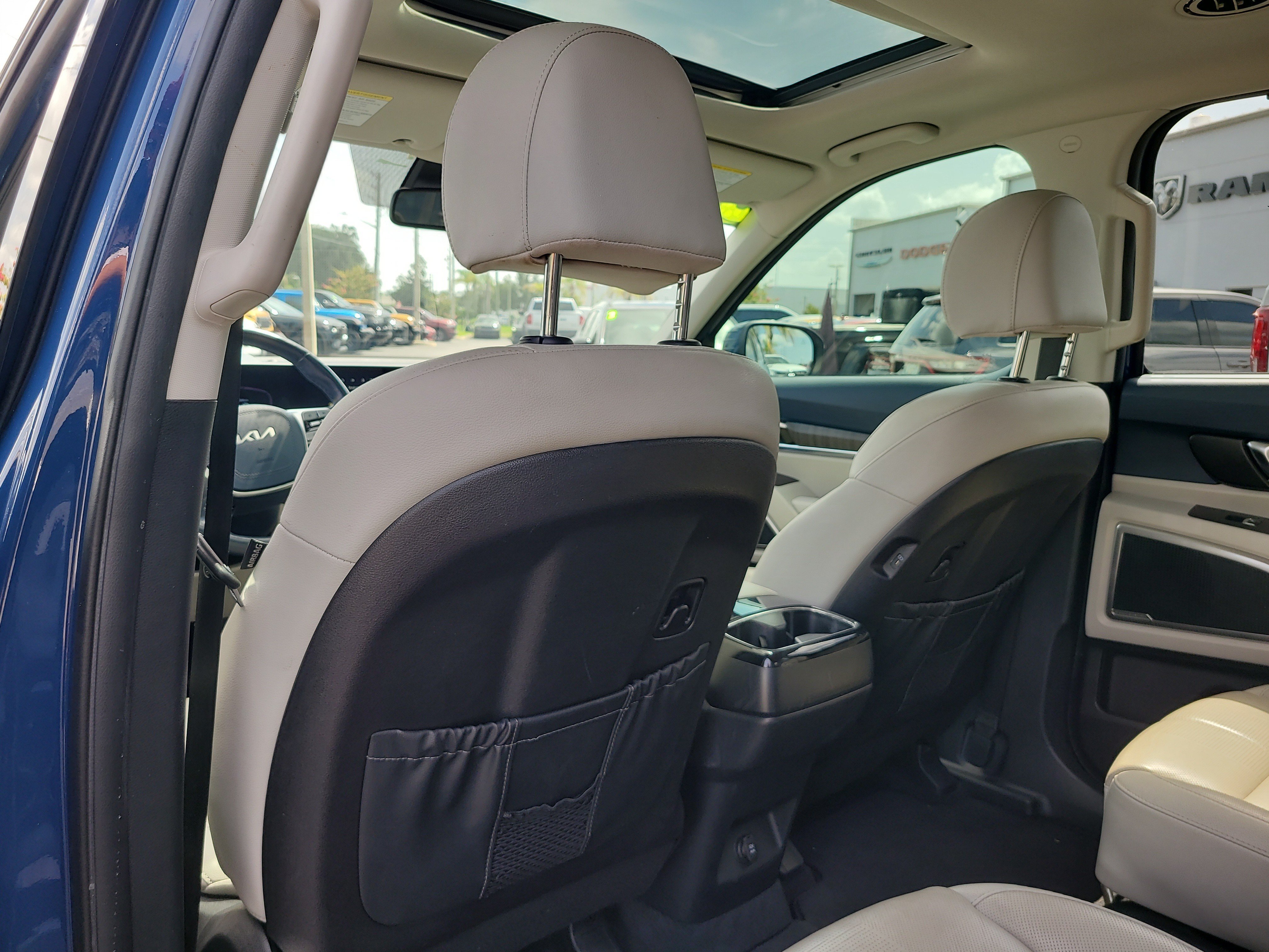 Used 2023 Midnight Lake Blue Kia EX image 13