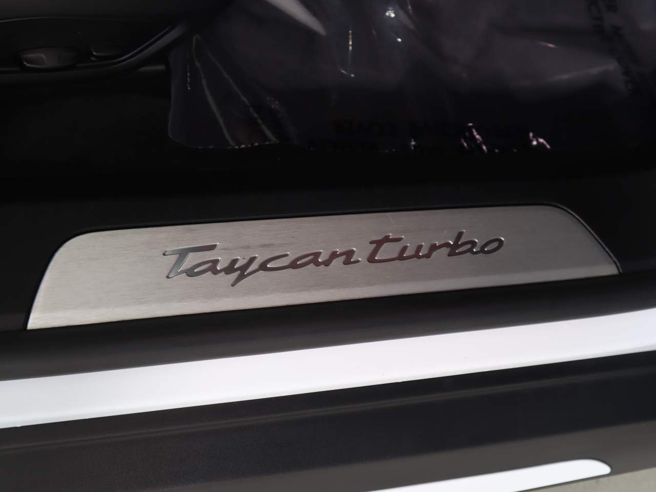 Used 2020 White Porsche Turbo image 21