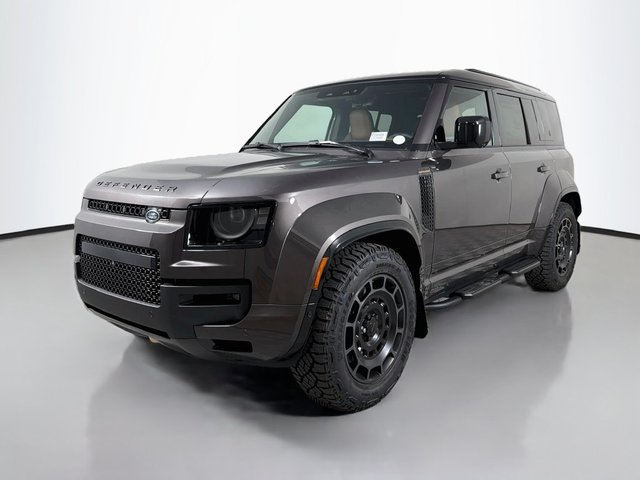 2026 Land Rover Defender 110  OCTA
