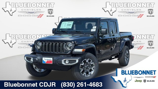 2026 Jeep Gladiator Sahara