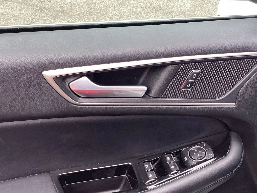 Used 2017 White Ford SEL image 42