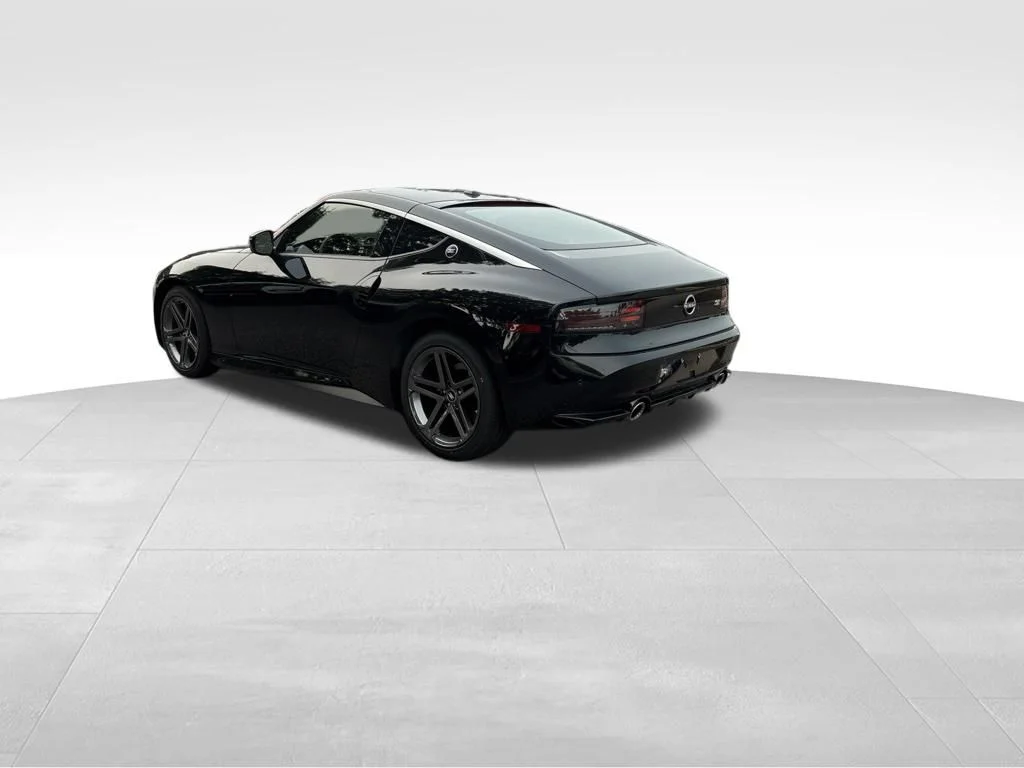 New 2026 Black Diamond Pearl Nissan Sport image 2