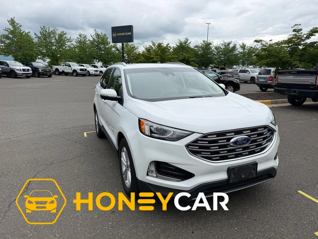 Used 2020 White Ford SEL image 1