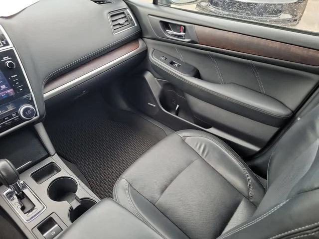 2019 Subaru Outback Limited - Photo 10