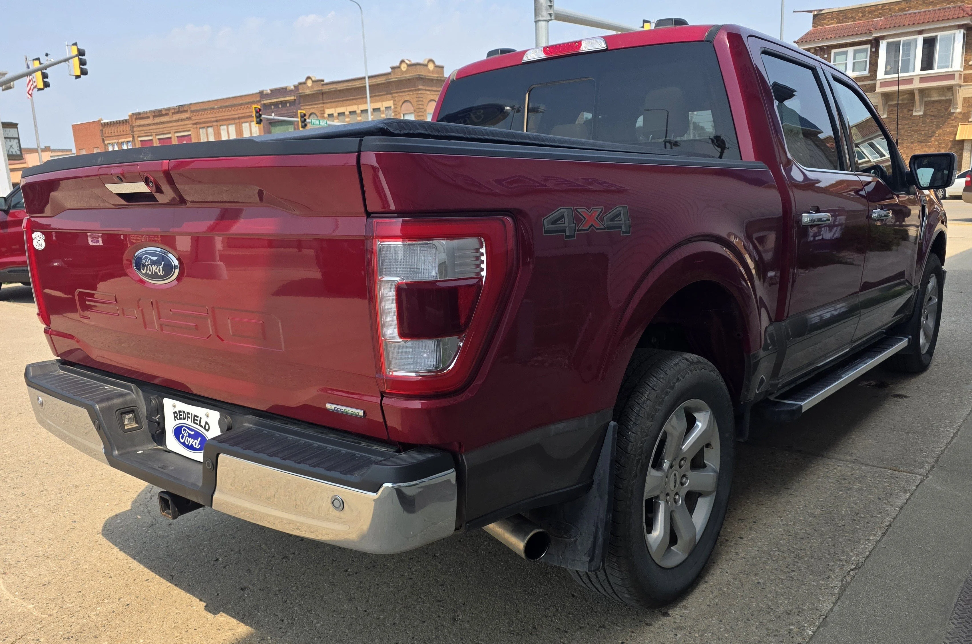 Used 2022 Red Ford LARIAT image 4