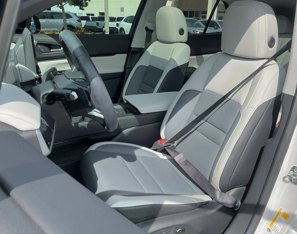 Used 2025  Honda Touring image 28